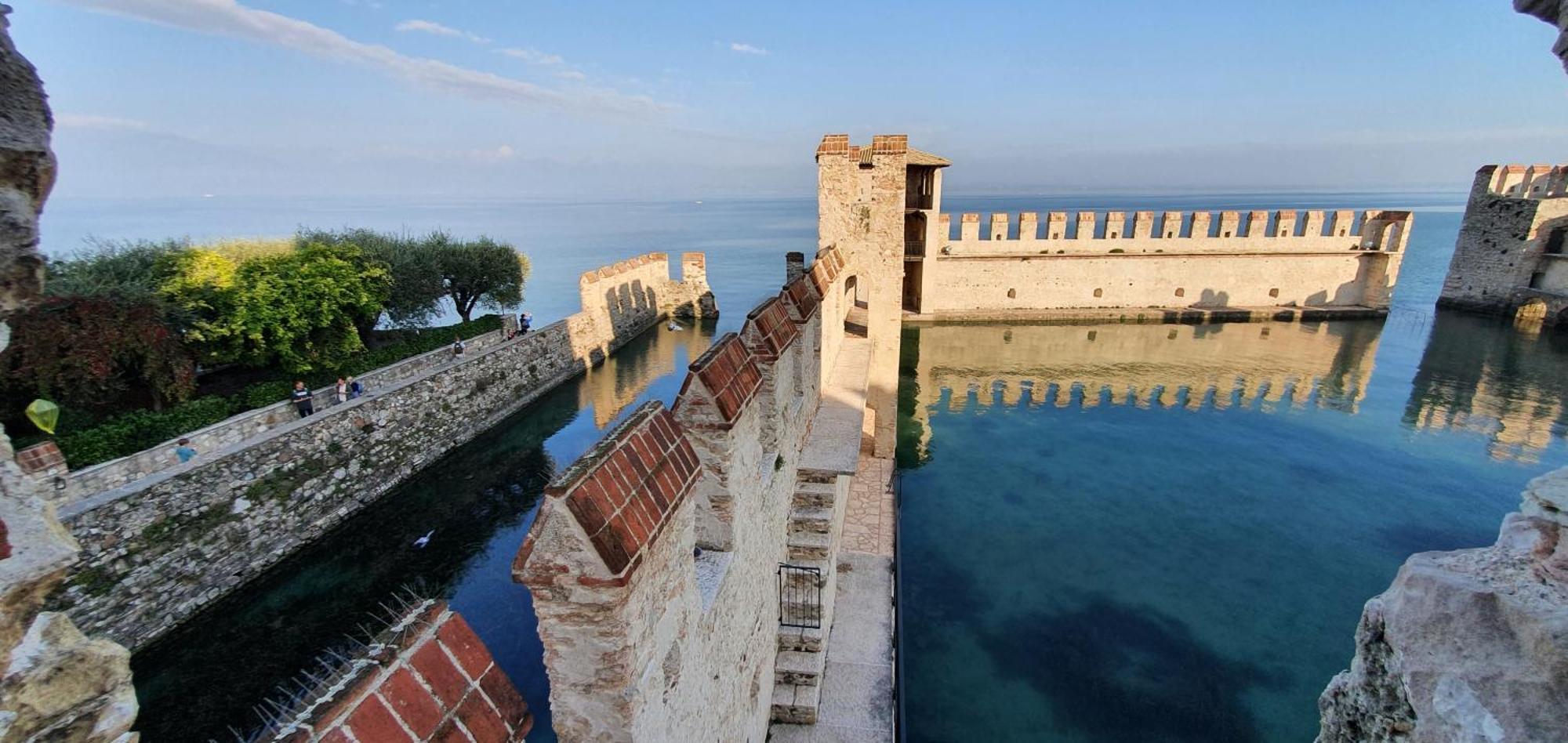 Sirmione4U - Domus By The Castle Apartment Exterior foto